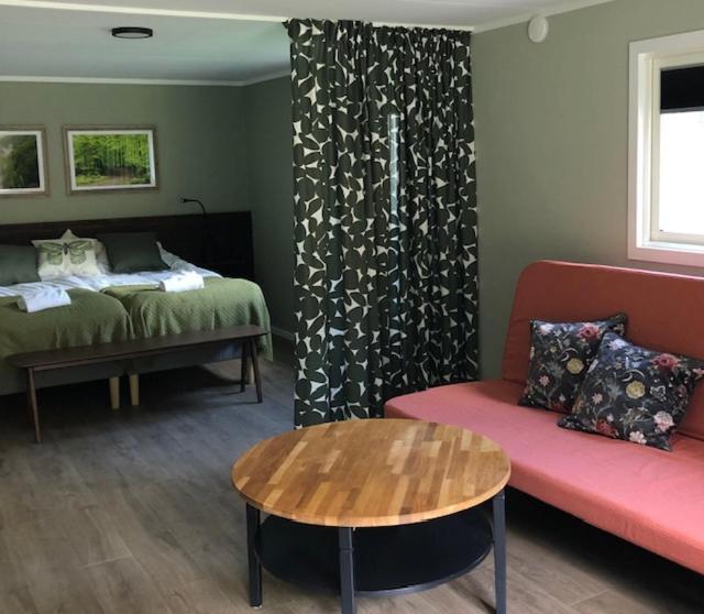 Soederasens Skafferi - Logi Hostel Ljungbyhed Εξωτερικό φωτογραφία